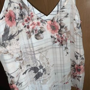 White House Black Market reversible tank